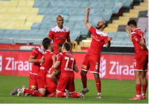 Alanyaspor u 2-0 Yenen Antalyaspor , Trkiye Kupas Finalinde